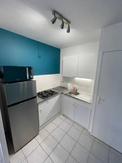 Maisonette Parking Prive Gratuit Doué-la-Fontaine Exteriör bild